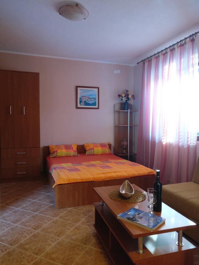 Apartmani "Dukic" Pelinovo ภายนอก รูปภาพ